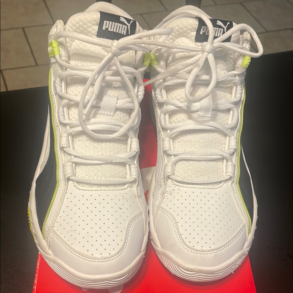 Puma White and Yellow Athletic Shoes Retro-Inspired Design